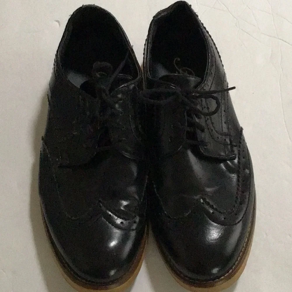 Amali Black Wingtip Dress‎ Brogue Tie Shoes 8 1/2